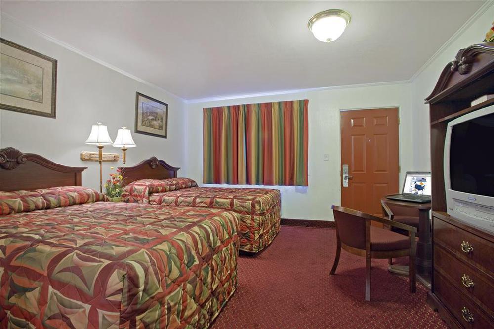 Americas Best Value Inn & Suites Klamath Falls Szoba fotó